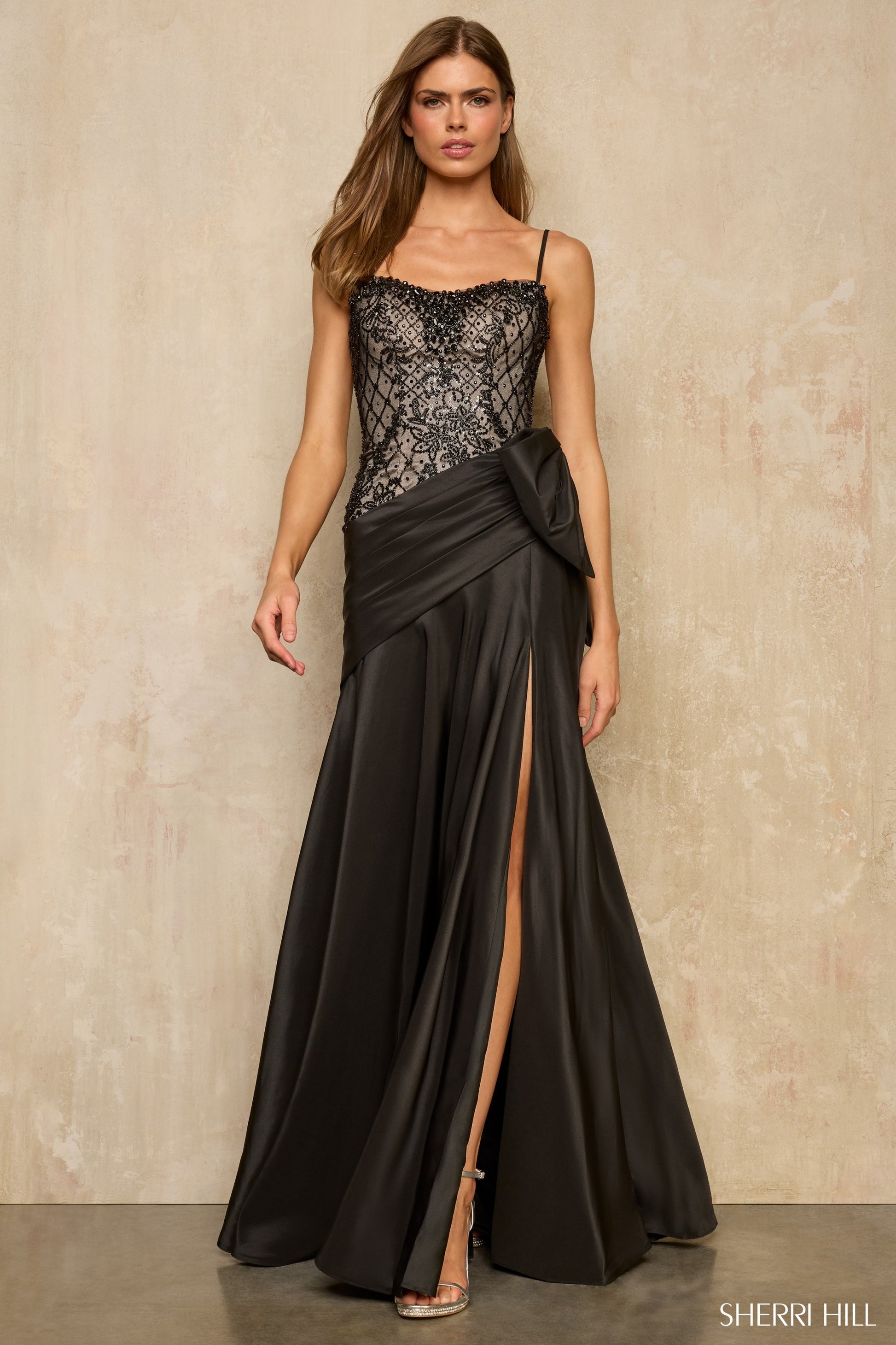 SHERRI HILL 57960 The Runway at Main Street Bridal SHERRI HILL 57960 The Runway at Main Street Bridal